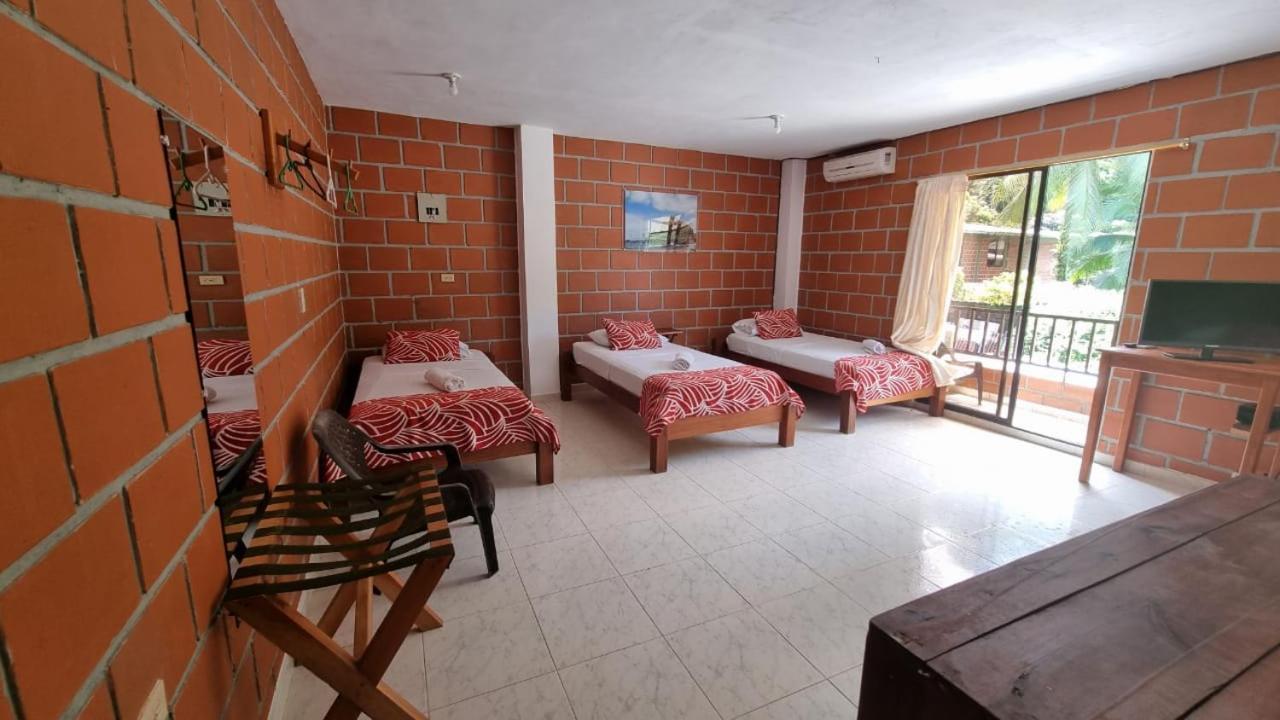 Hotel Bahia Yubarta Bahia Solano Buitenkant foto